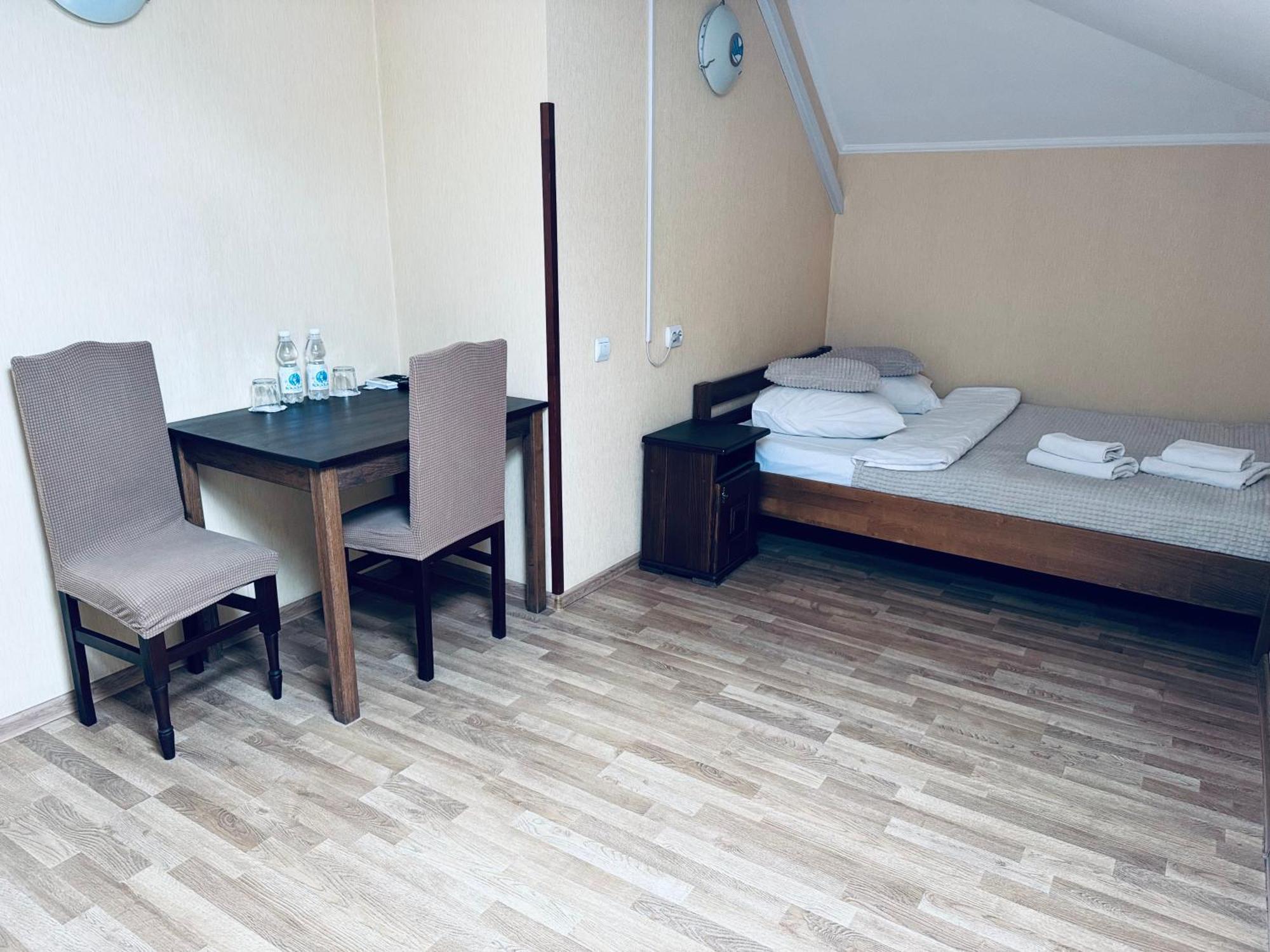 Etna Hotel إلفيف المظهر الخارجي الصورة